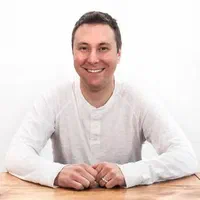 Photo of team member and CEO Zach Kaplan.